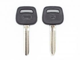 Заготовка за автомобилен ключ с пластмаса Toyota от key.bg Заготовка за автомобилен ключ с пластмаса Toyota от key.bg
